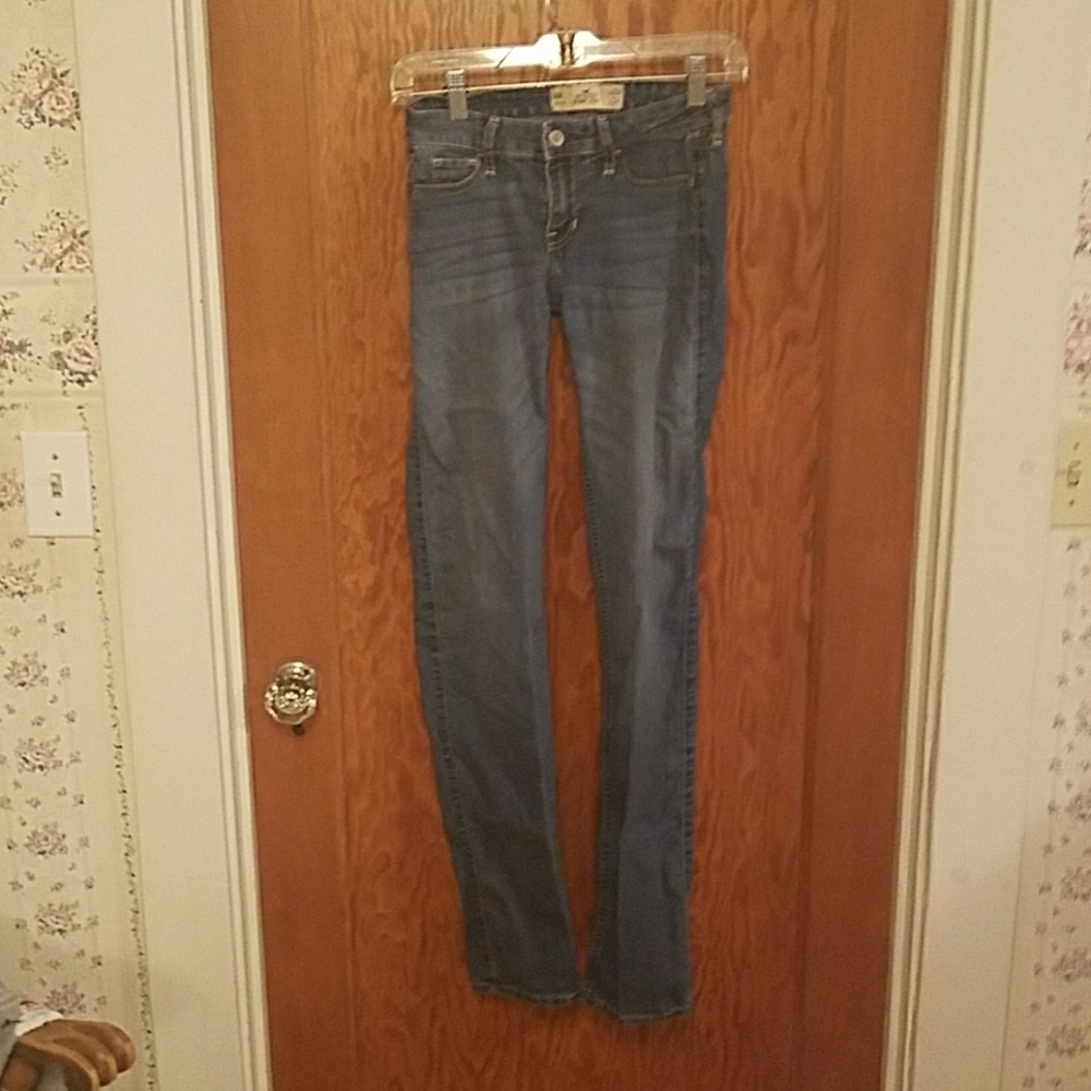 Hollister skinny jeans